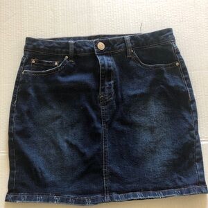 Almost Famous  Denim Mid Rise Skirt Size Medium Great Condition!!